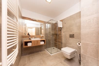 Blue Mountain- zarabia 47 164,04 netto rocznie 10
