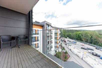 Blue Mountain- zarabia 47 164,04 netto rocznie 12