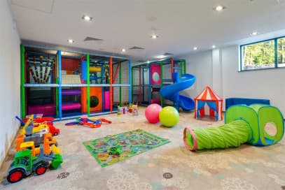 Blue Mountain- zarabia 47 164,04 netto rocznie 17